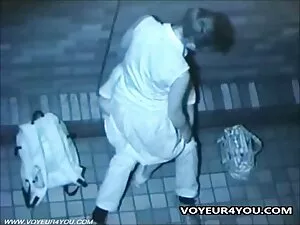 این مرد سه دختر دارد ...