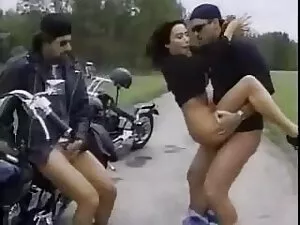 مشت محکم گربه او سای ...