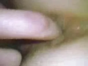 زن و شوهر کنار عکس س ...